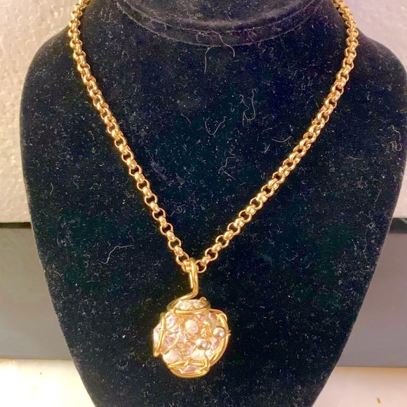 Gold Wire Wrapped Raw Crystal Necklace: Birthstone Talisman  💃Gold tone and crystal wrapped pendant